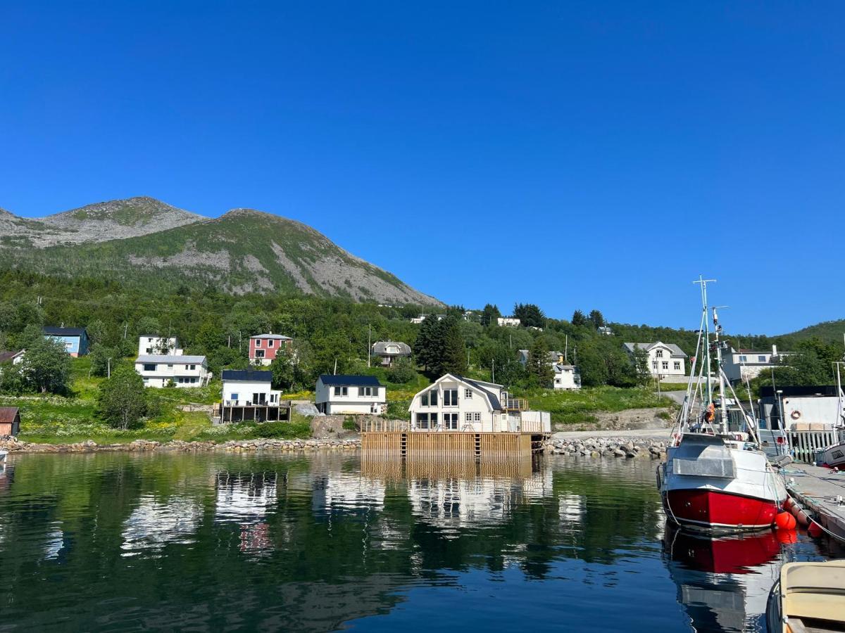 Torsken Brygge Hotel Exterior photo